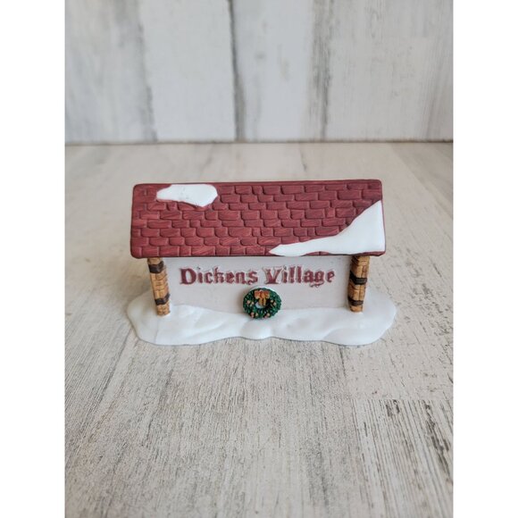 Department 56 Dickens Village ceramic sign accessory Xmas - Picture 1 of 6
